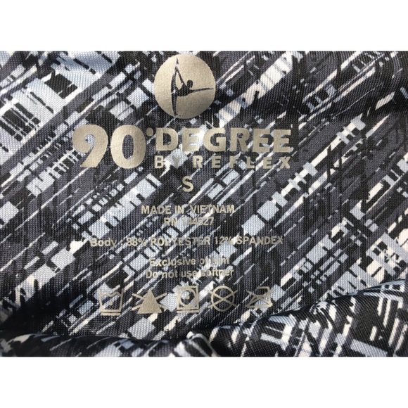 New 90 degree workout leggings— SALE!! - Picture 5 of 5